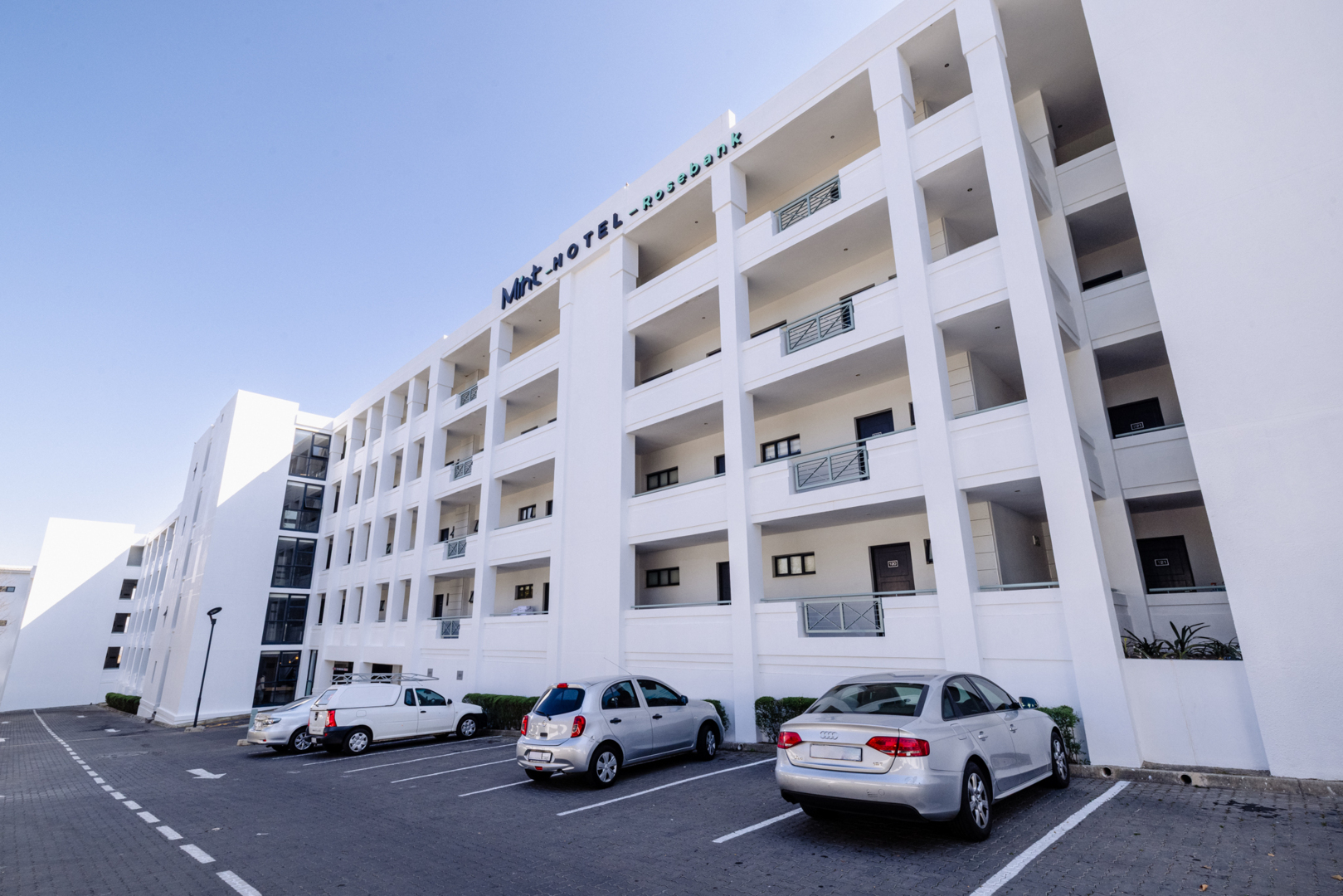 176424368697_2025.08.12mintrosebankjesssterkweb20